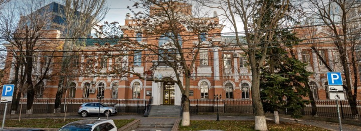 В Ростове бывший окружной суд отреставрируют за 70,5 млн рублей - фото 1