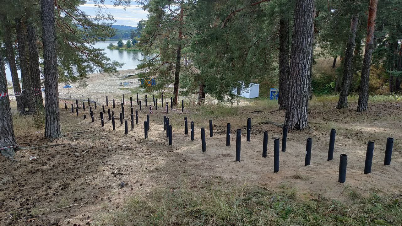Дополнительный спуск к Святому озеру в Дзержинске построят к концу октября - фото 1